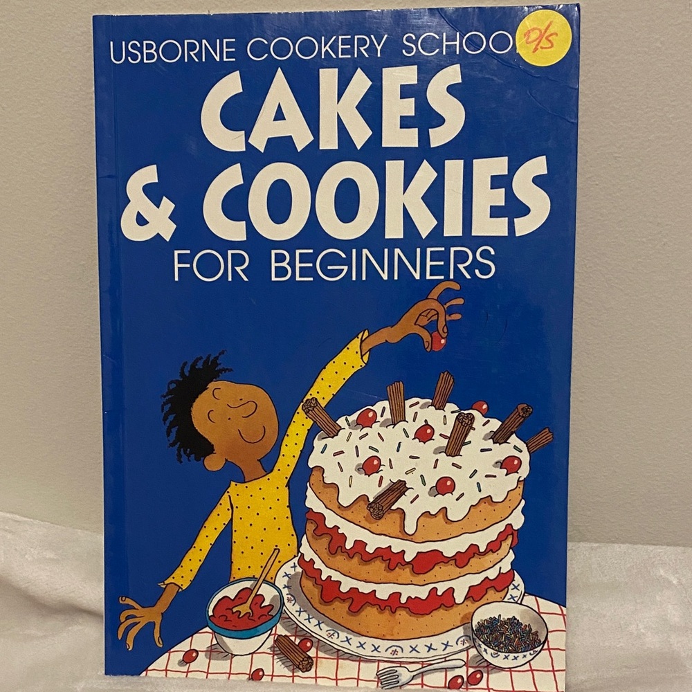 Usborne Cookery School "Cakes & Cookies for Beginners" Cookbook